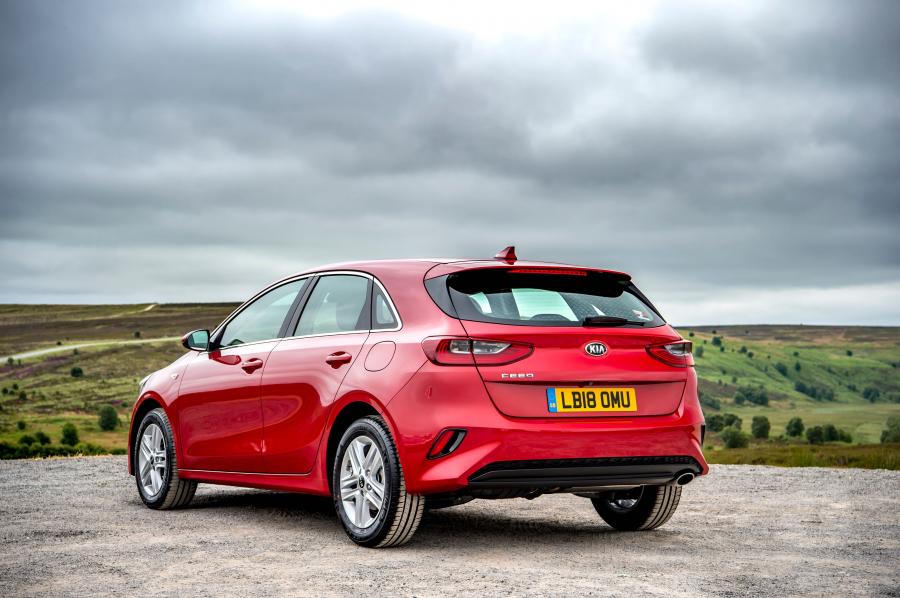  Kia Ceed 2018 года  (UK) (фото 13 из 30)